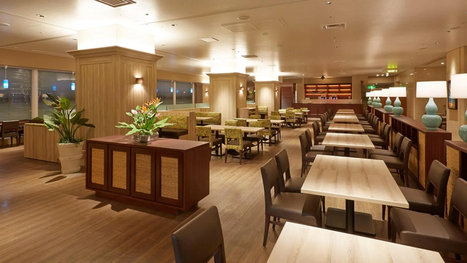 Shinagawa Prince Hotel East Tower Tokyo 4*,  Japan